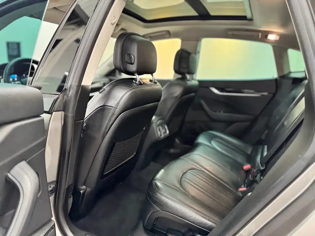 Maserati Levante — миниатюра 14