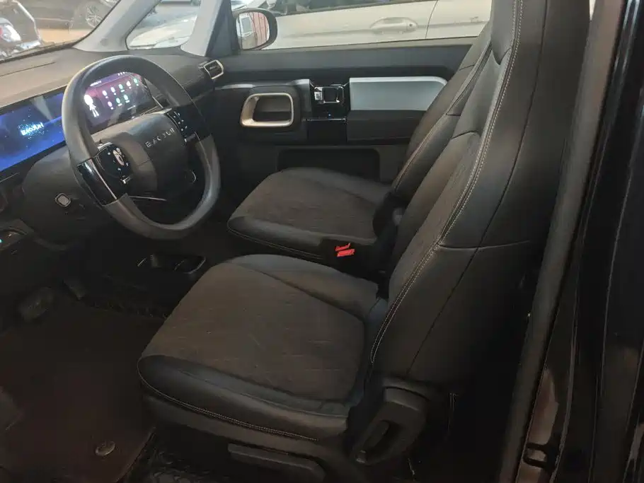 Baojun KiWi EV — миниатюра 11