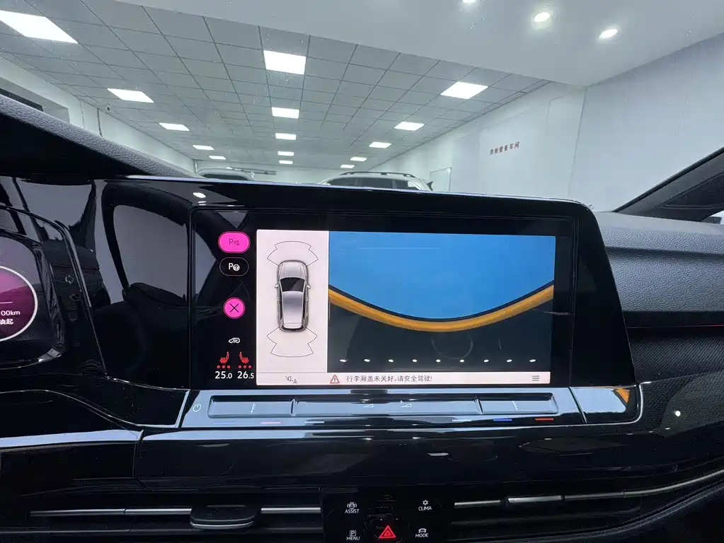 Volkswagen Golf — миниатюра 18