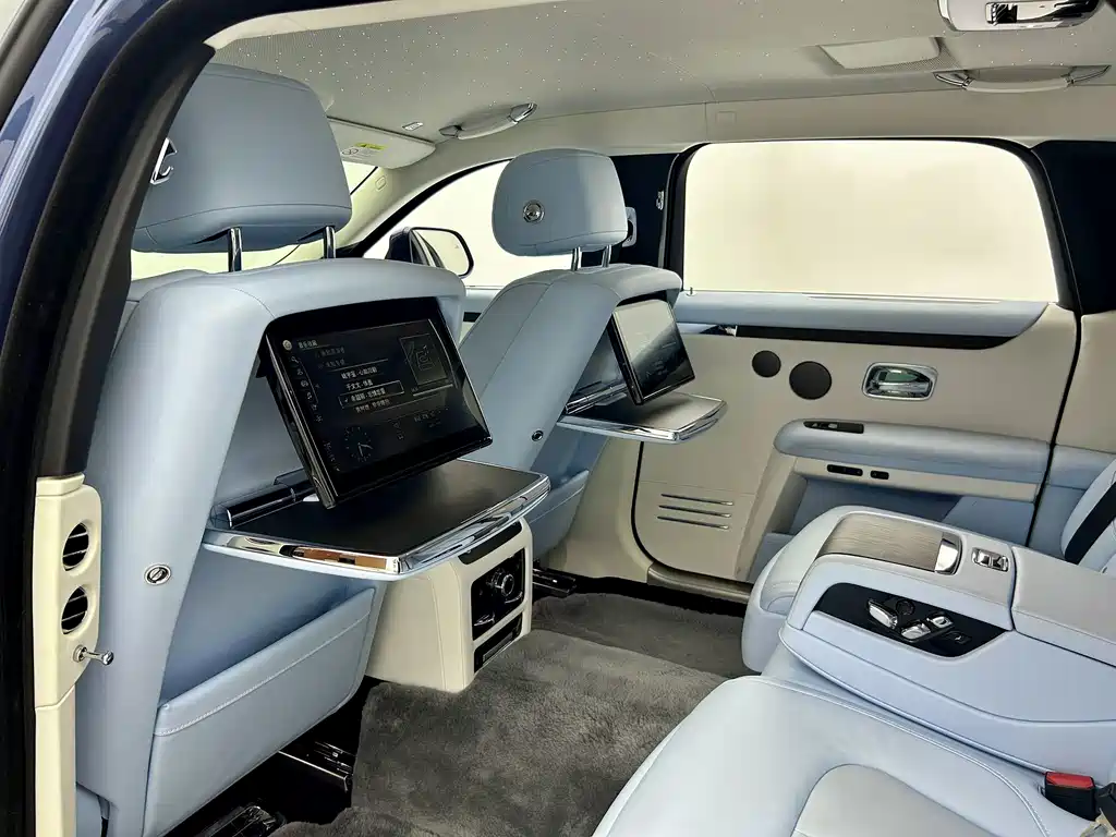 Rolls-Royce Ghost — миниатюра 8