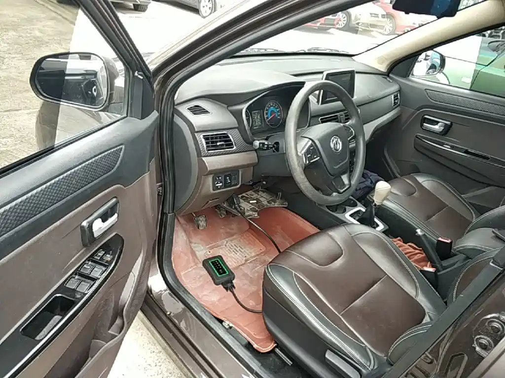 Fengguang Fengguang 330 — миниатюра 16