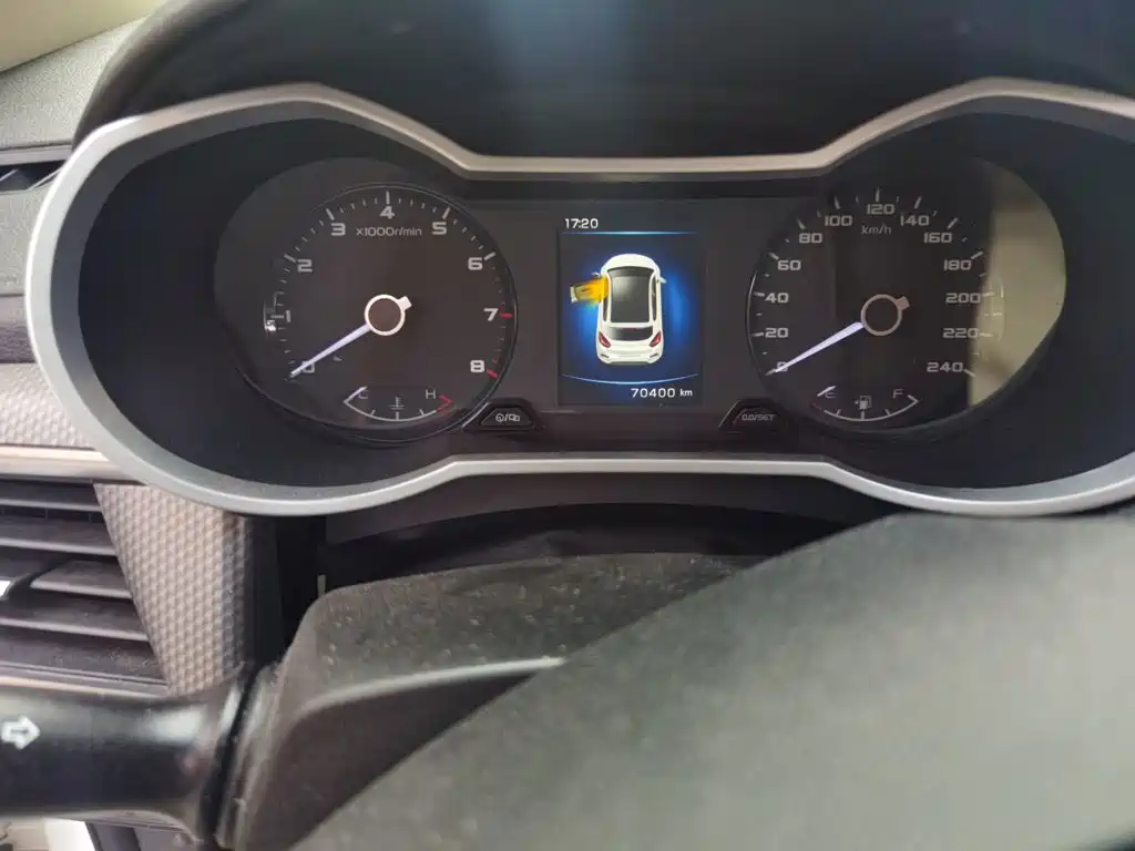 Geely Emgrand GS — миниатюра 8