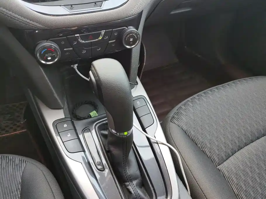 Chevrolet Malibu — миниатюра 16