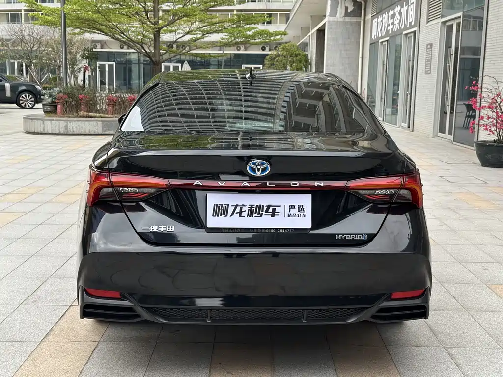 TOYOTA ASIAN DRAGON