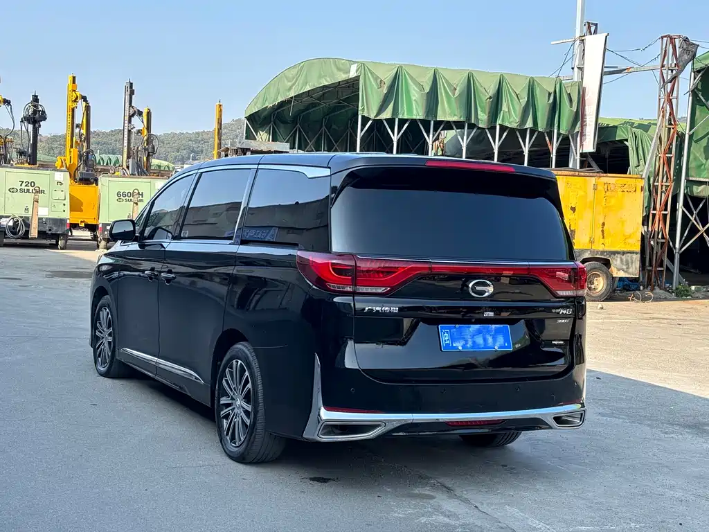 GAC TRUMPCHI M8