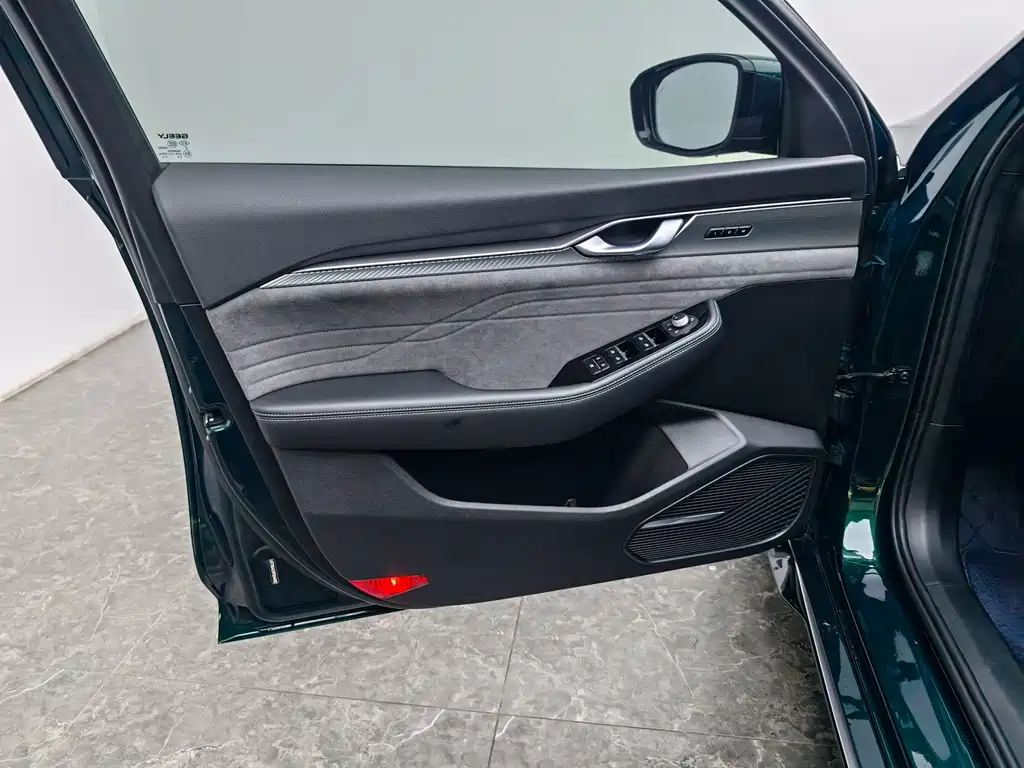 Geely Xingrui — миниатюра 19