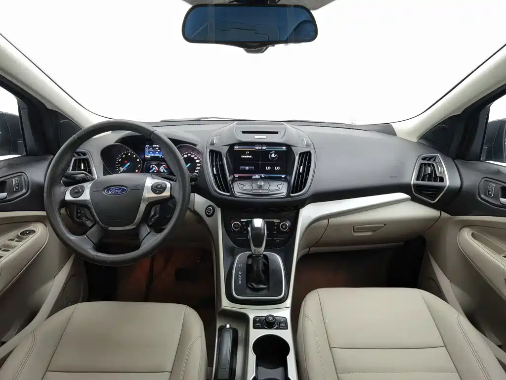 Ford Kuga — миниатюра 5