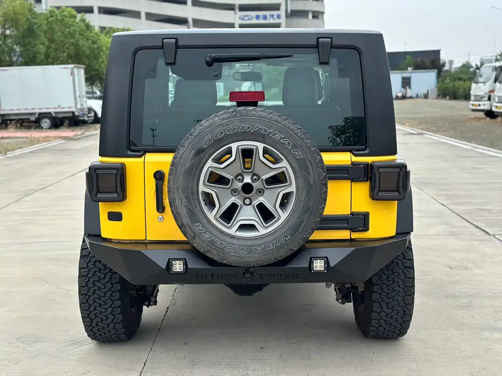 Jeep Wrangler — миниатюра 8