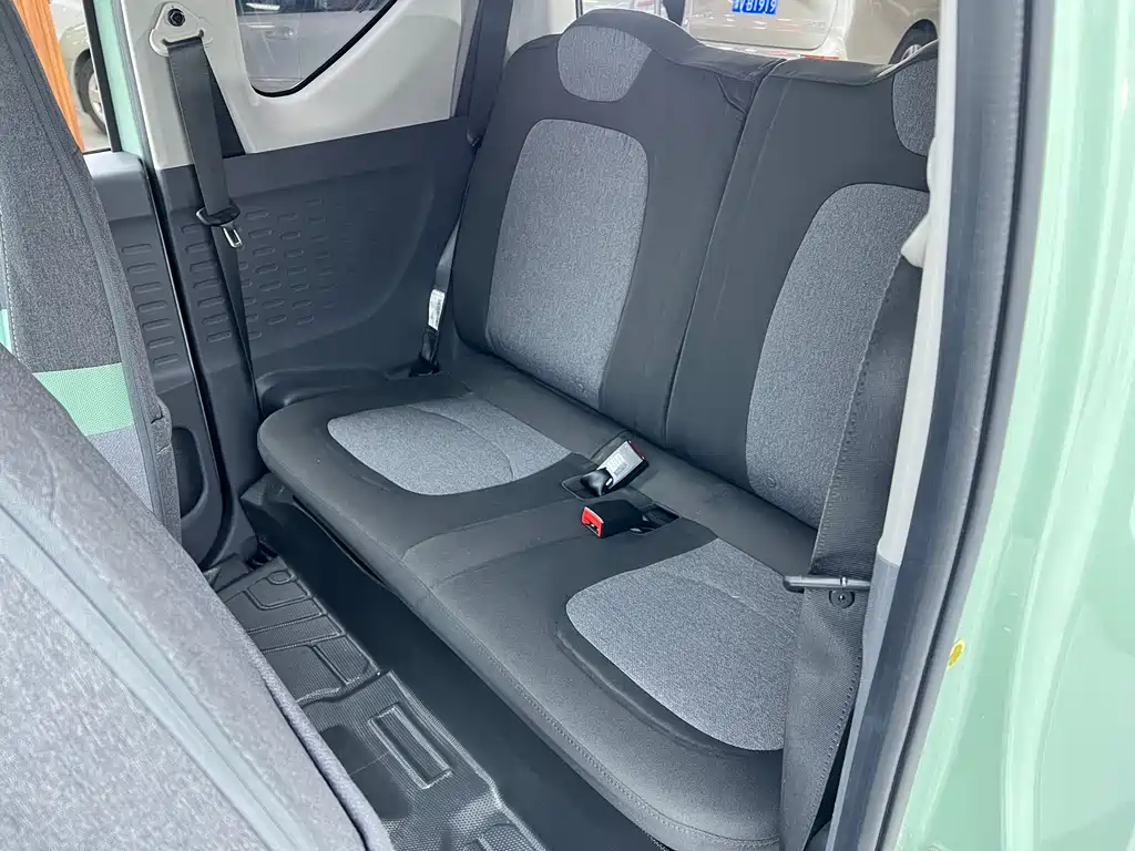 Wuling MINIEV — миниатюра 7