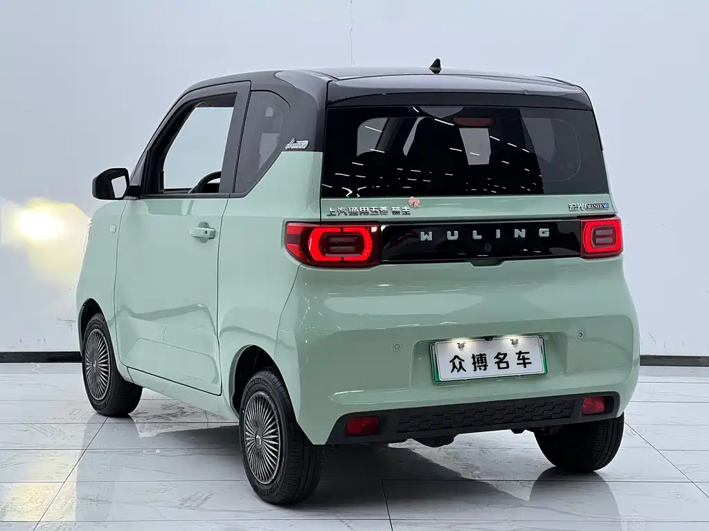 Wuling MINIEV — миниатюра 3