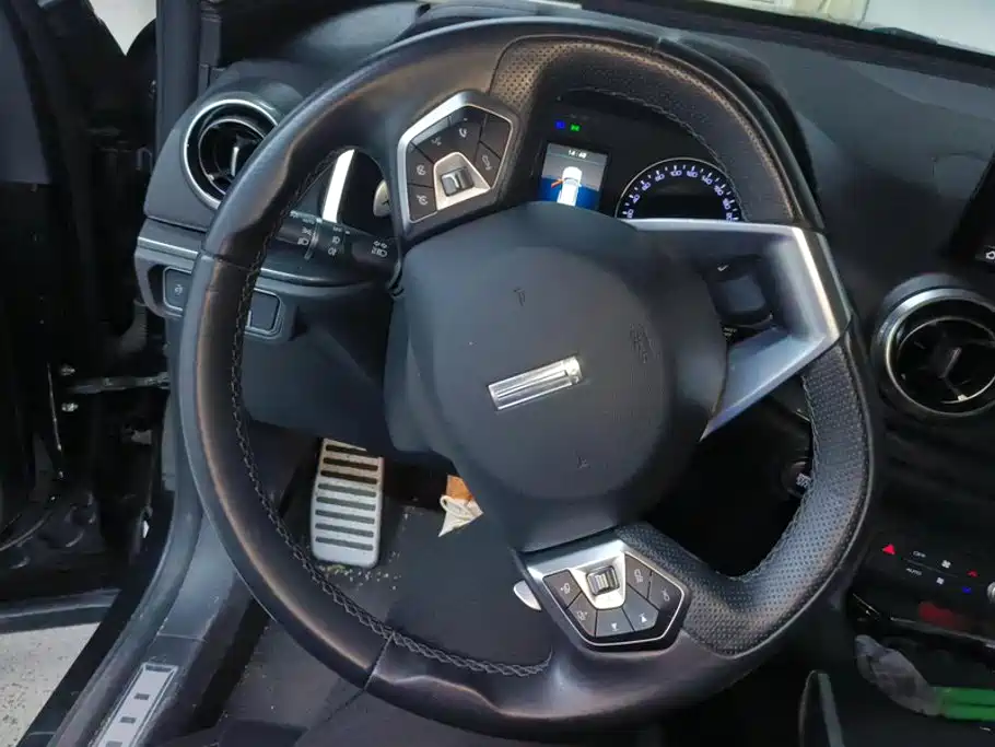 Wey Wey VV5 — миниатюра 15