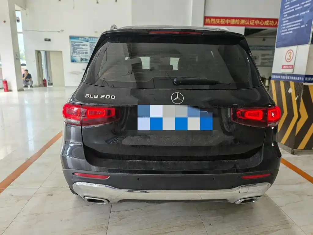 Mercedes-Benz GLB — миниатюра 4