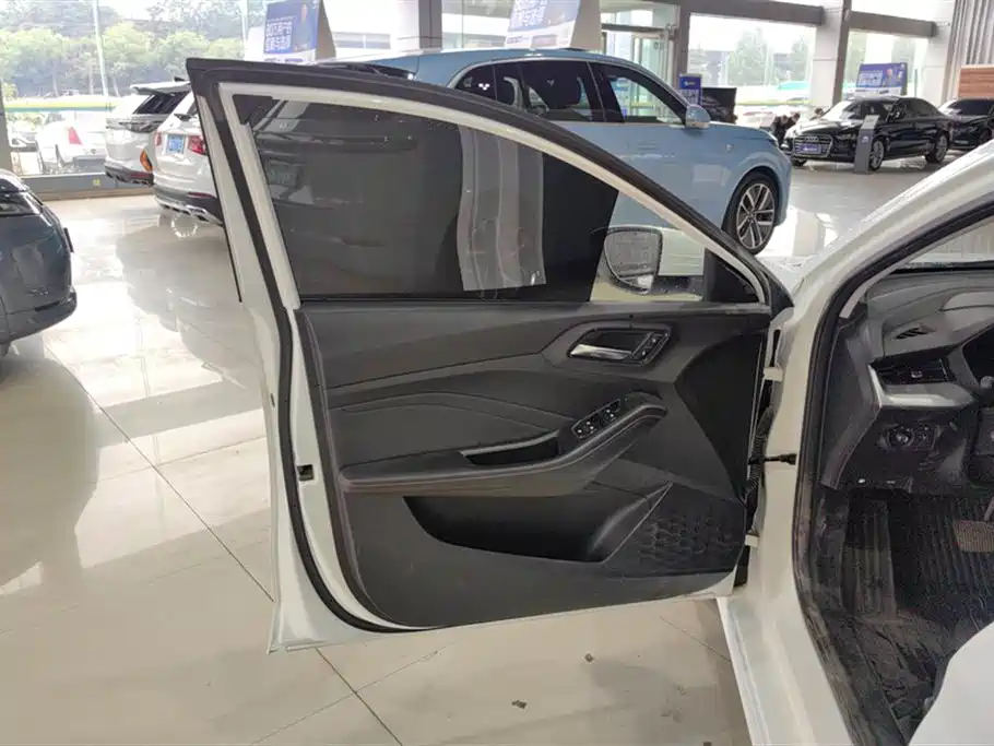 MG 5 2021 300TGI DCT