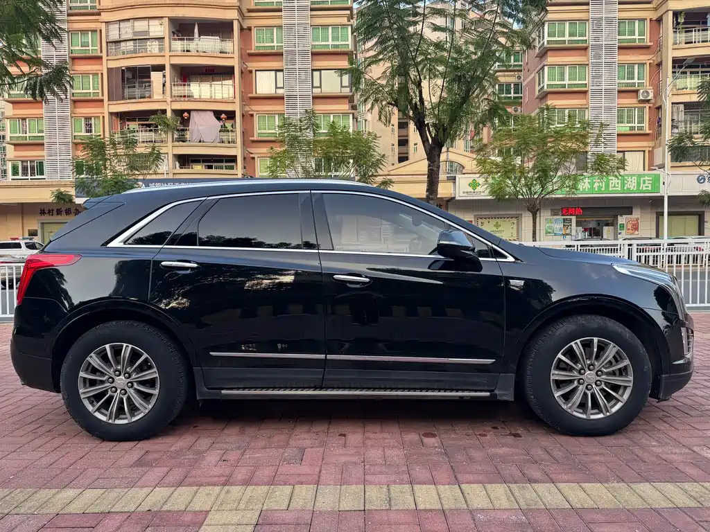 Cadillac XT5 — миниатюра 4