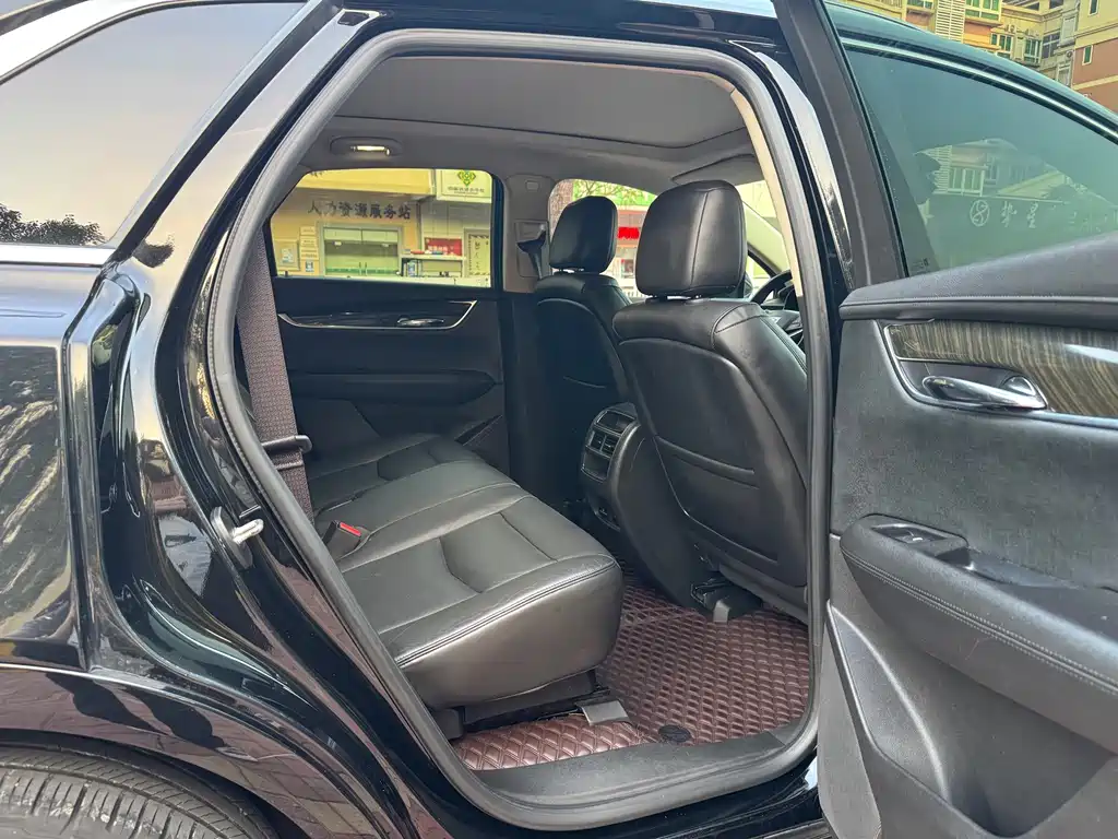 Cadillac XT5 — миниатюра 10