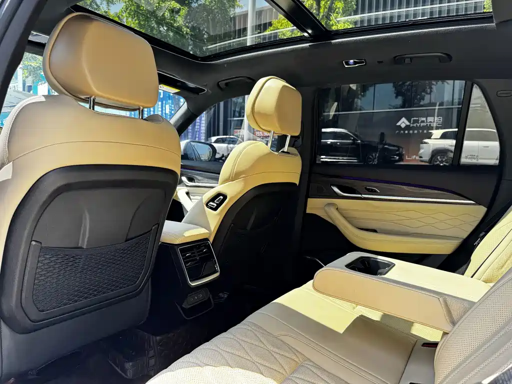 Geely Xingyue L — миниатюра 7