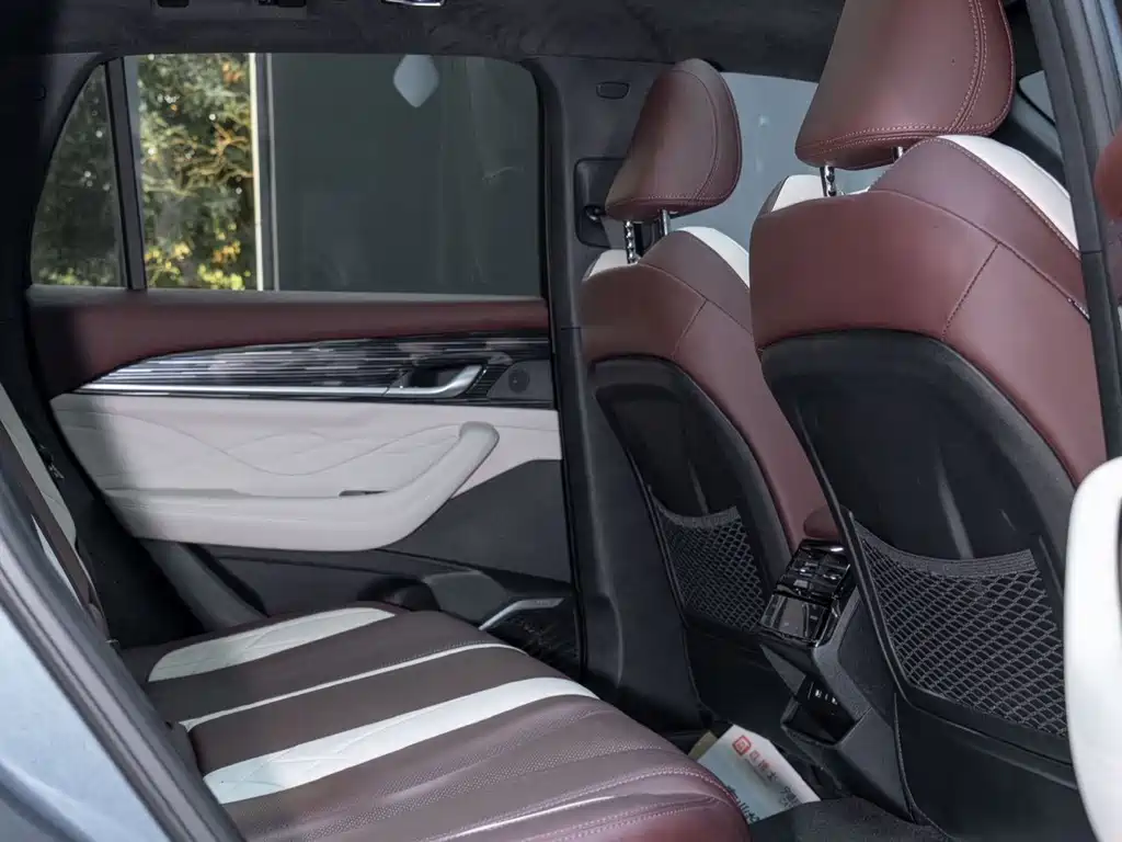 Geely Xingyue L — миниатюра 14