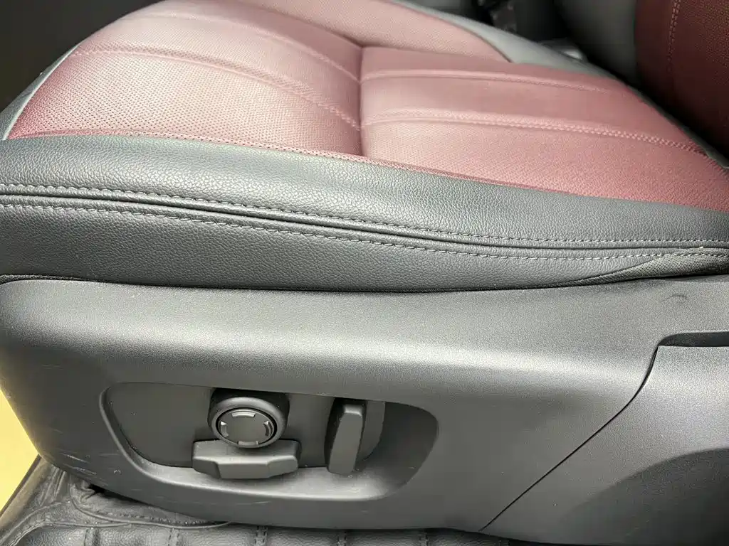 Land Rover Evoque — миниатюра 35