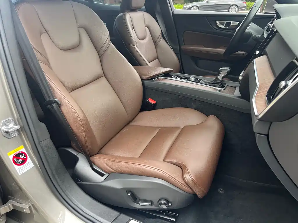 Volvo S60 — миниатюра 5