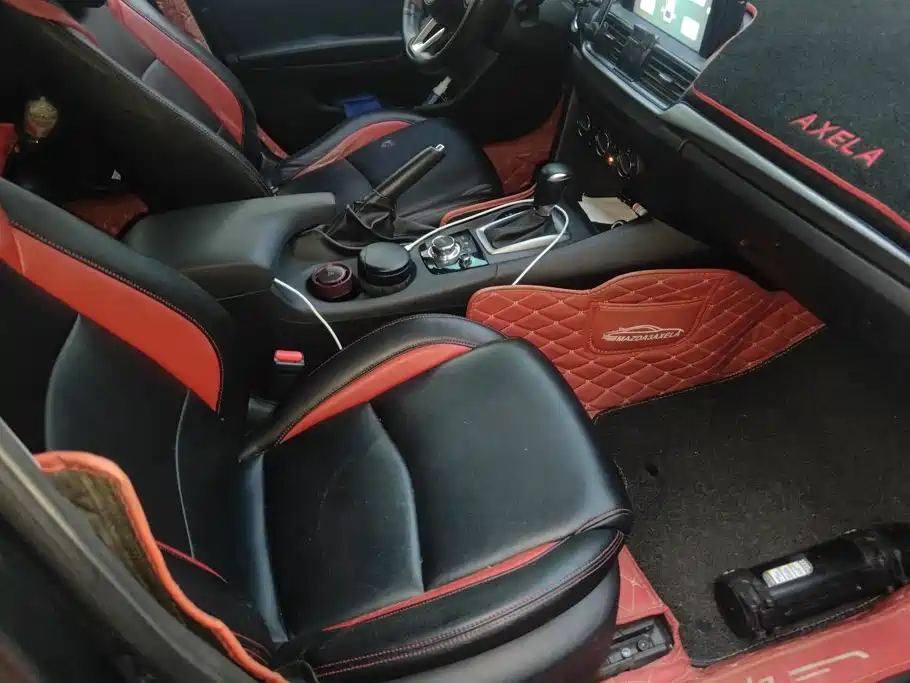Mazda 3 Axela — миниатюра 8