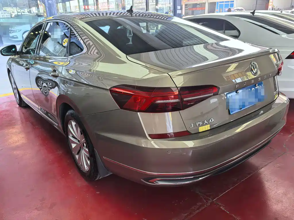 Volkswagen Passat — миниатюра 4