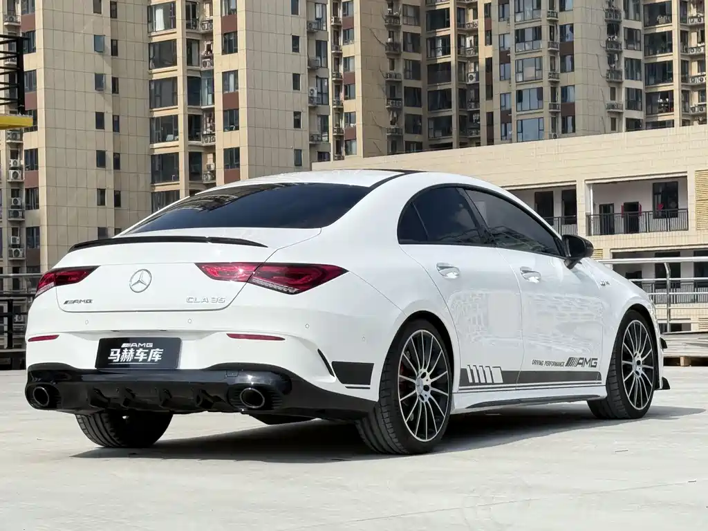 MERCEDES-BENZ CLA AMG