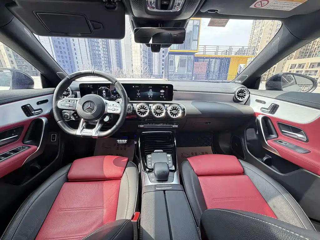 MERCEDES-BENZ CLA AMG