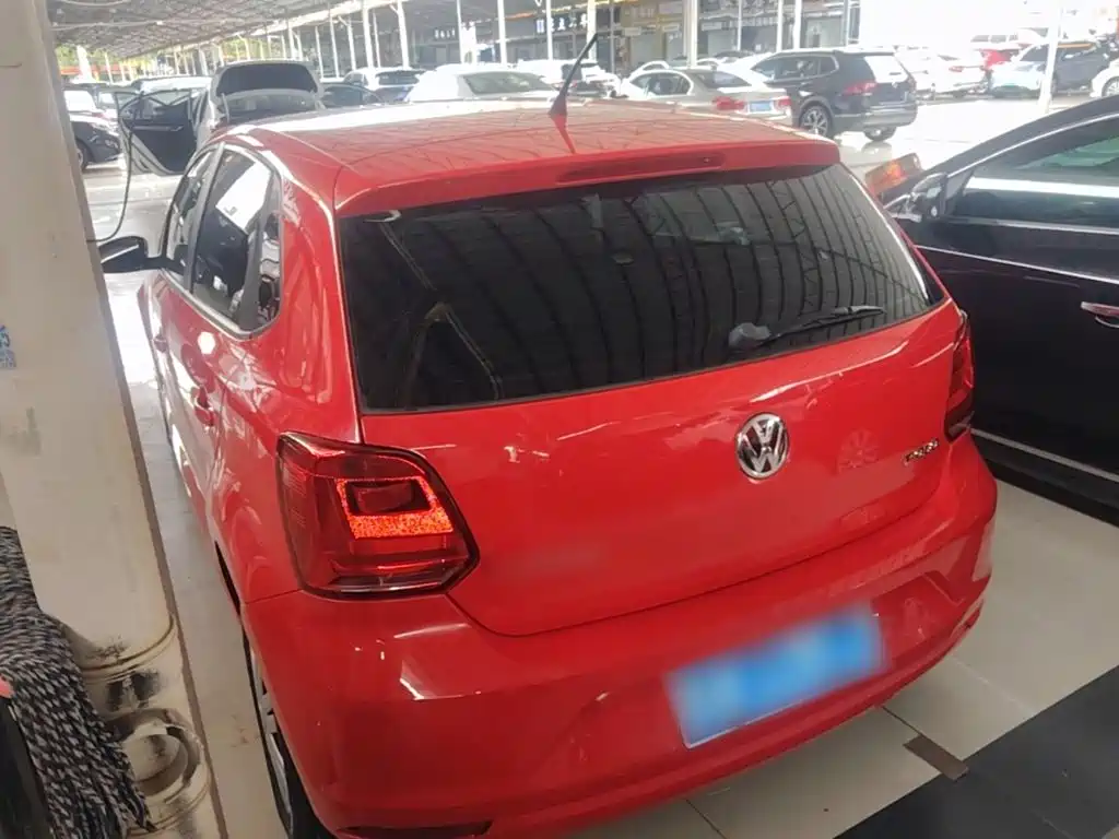 Volkswagen Polo — миниатюра 5