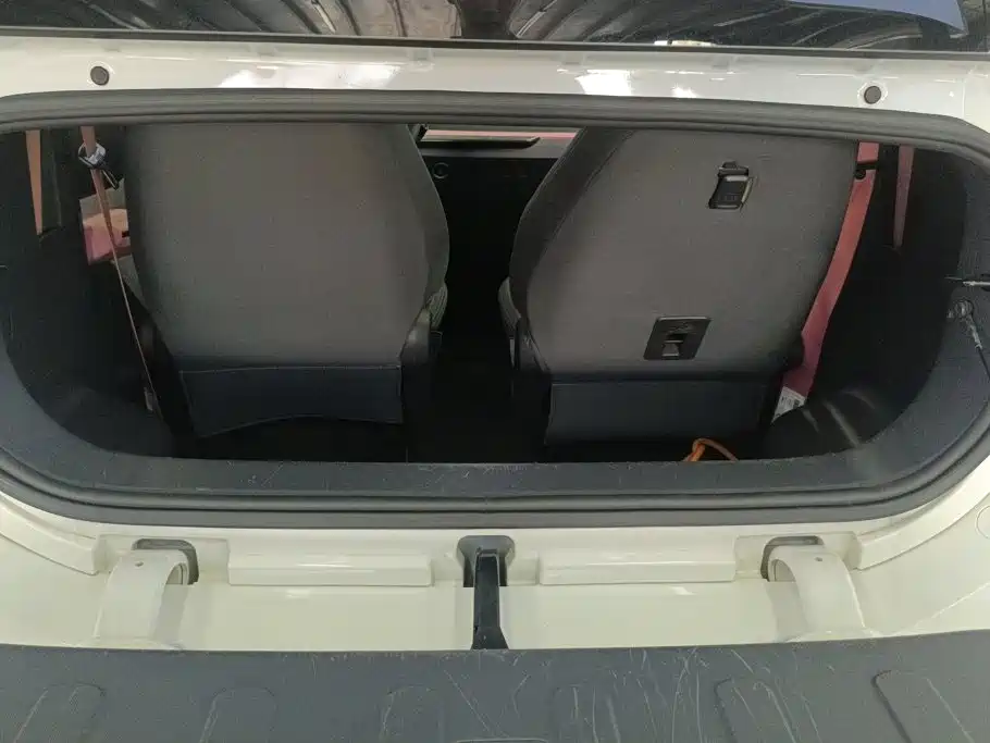 Baojun E200 — миниатюра 4