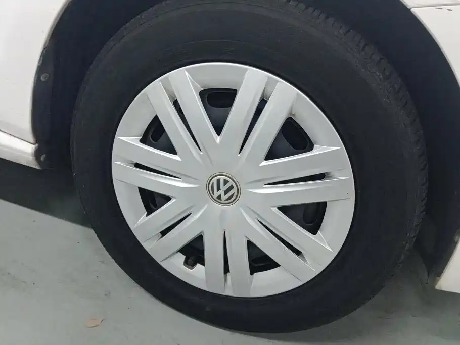 Volkswagen Polo — миниатюра 6