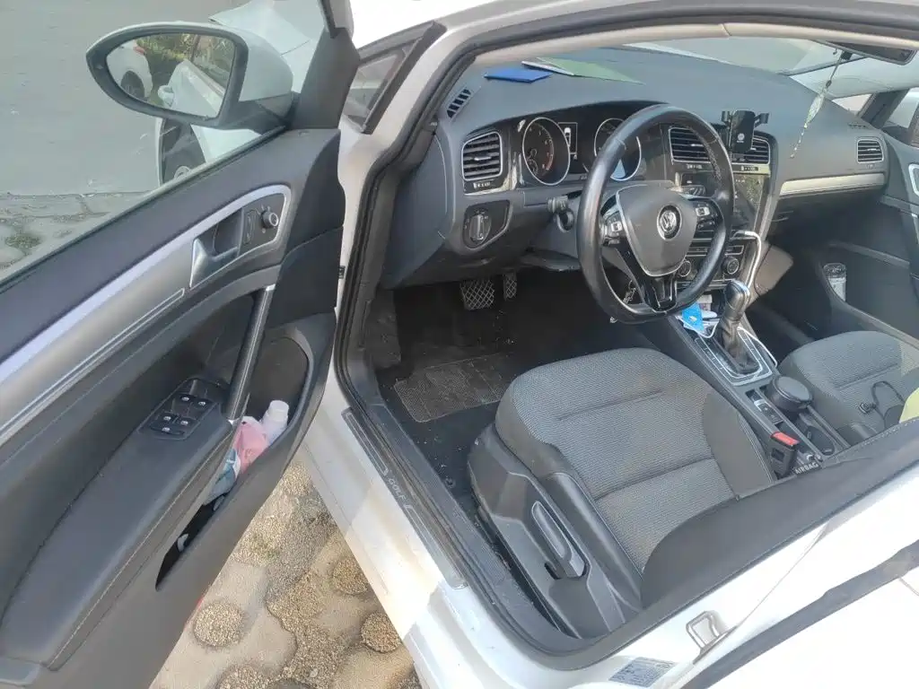 Volkswagen Golf — миниатюра 14