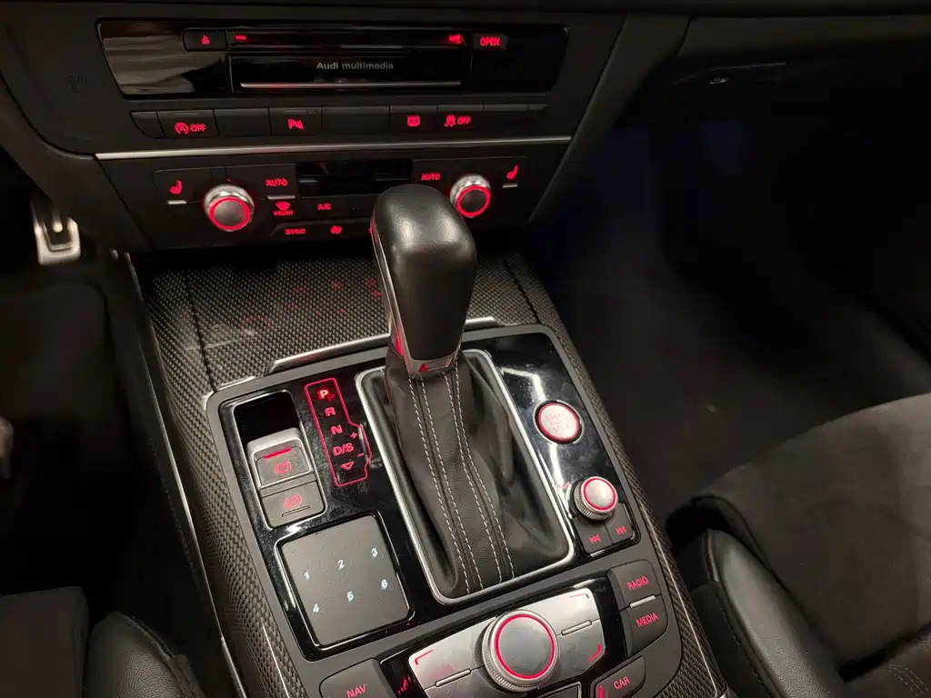 Audi S6 — миниатюра 13
