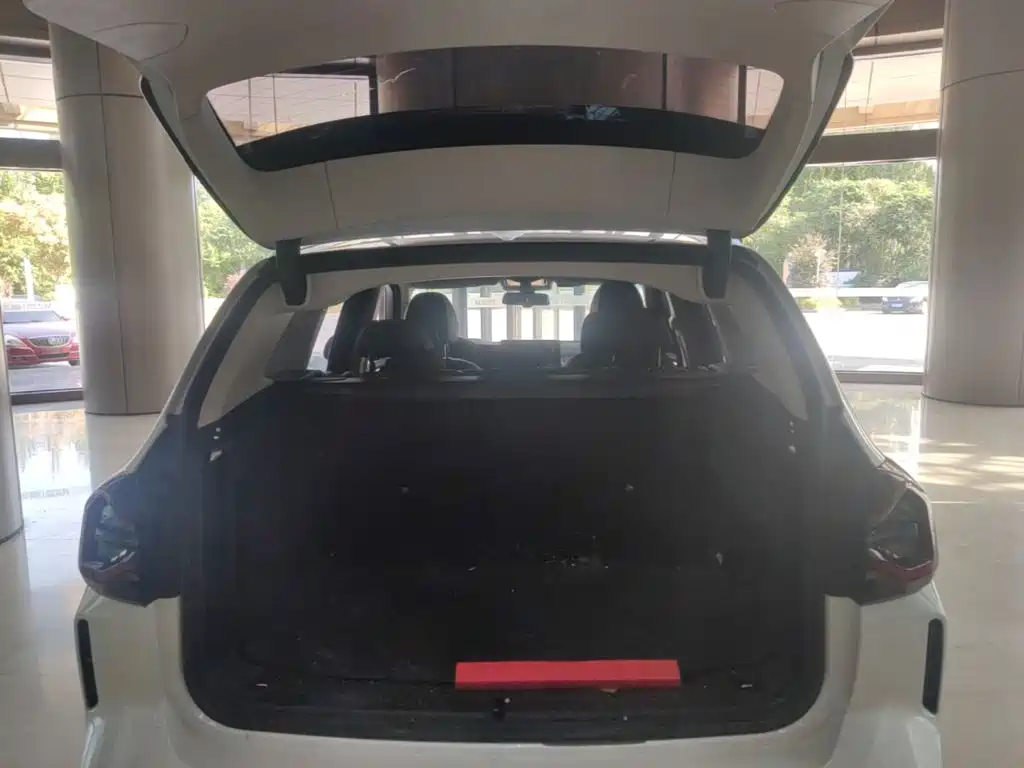 BMW X3 — миниатюра 15