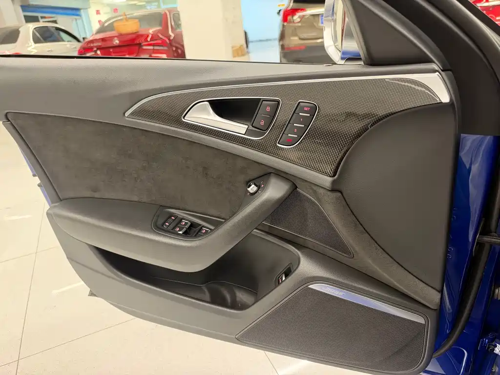 Audi S6 — миниатюра 14