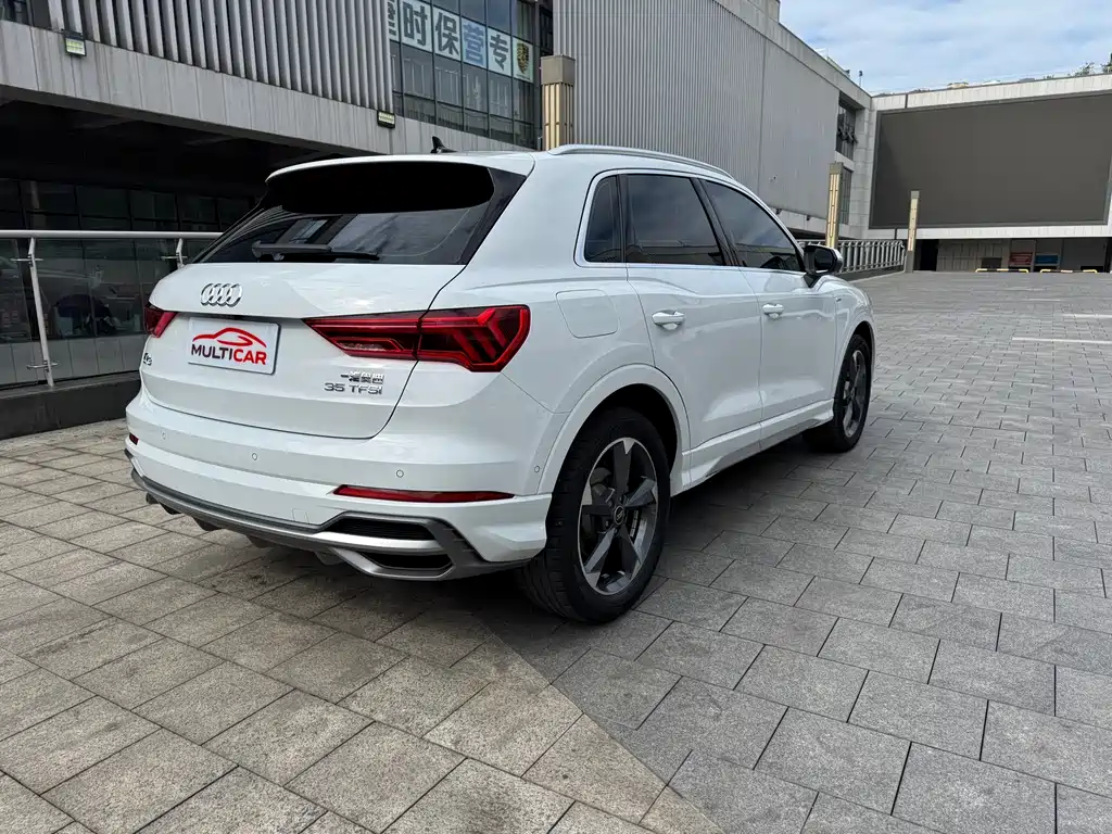 Audi Q3 2022 35 TFSI Fashion