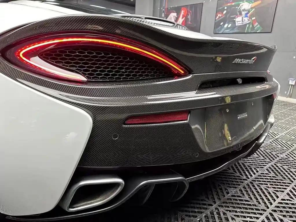 McLaren 570 2015 570S 3.8T Coupe