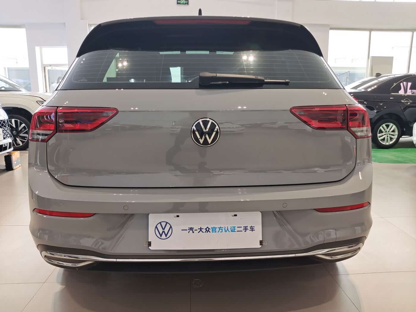 Volkswagen Golf 1.4 л 2023 г. Серебристо-серый, пробег 43000 км