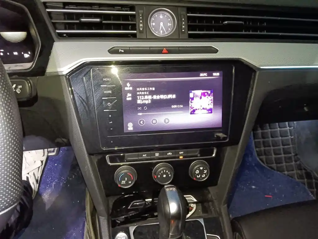 Volkswagen Magotan — миниатюра 9