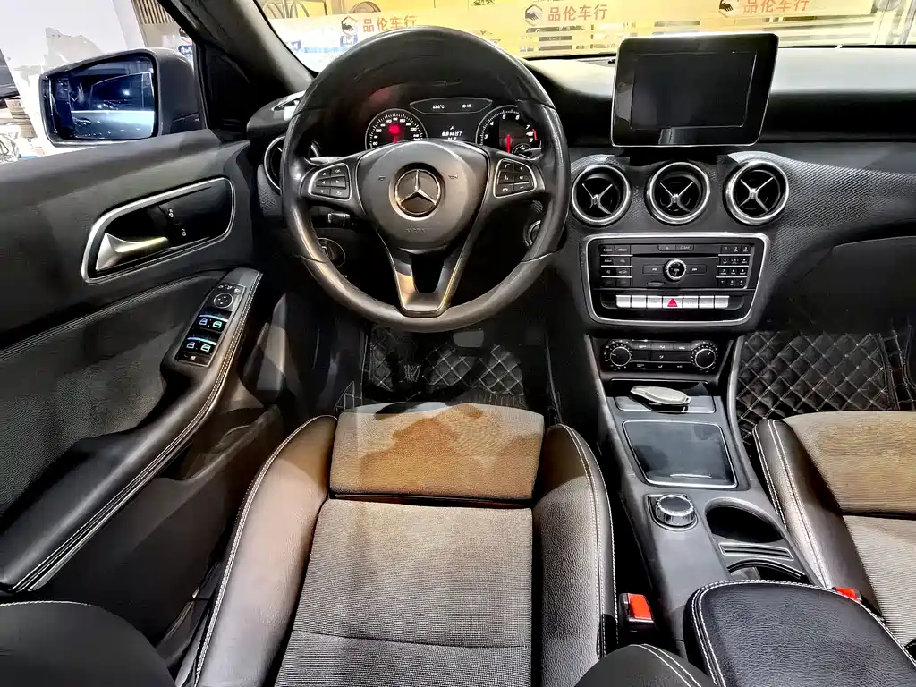 Mercedes-Benz A-Class (Import) — миниатюра 8