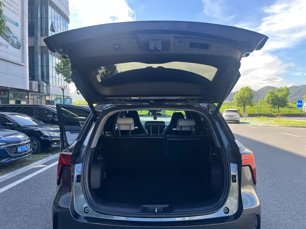 Changan Changan CS75PLUS — миниатюра 13
