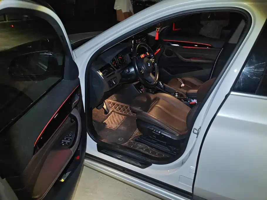 BMW X1 — миниатюра 9