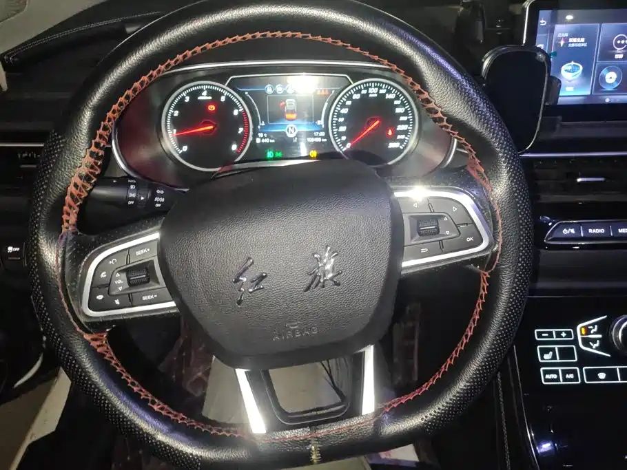 Hongqi Hongqi H5 — миниатюра 15
