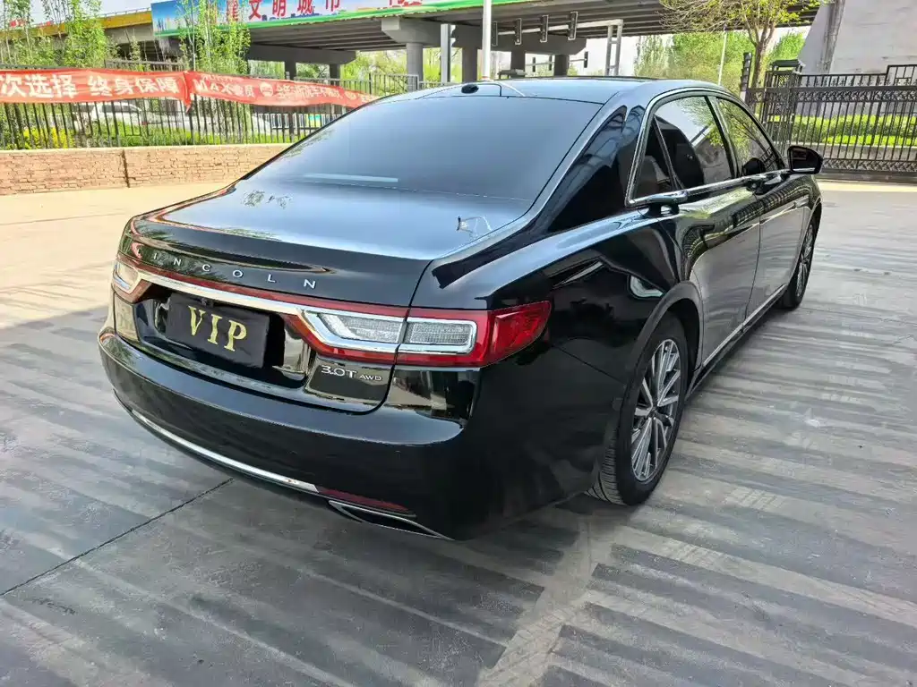 Lincoln Continental — миниатюра 6