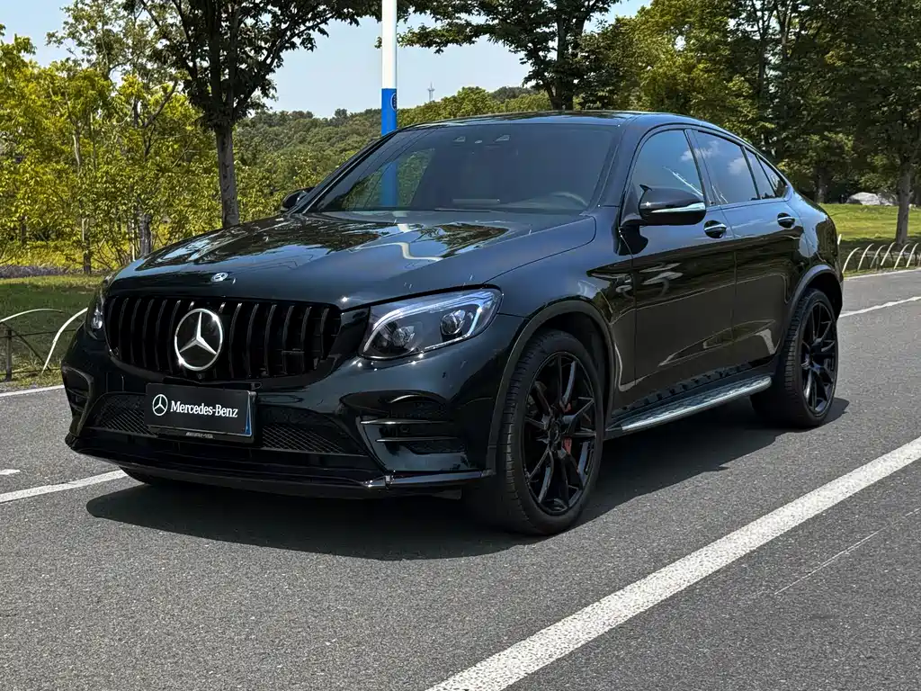 Купить Mercedes-Benz GLC Coupe AMG