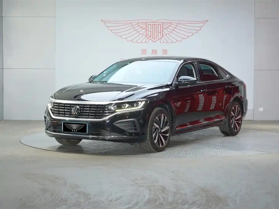 Volkswagen Passat 2025