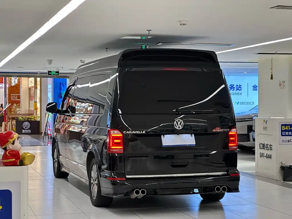 Volkswagen Caravelle — миниатюра 7