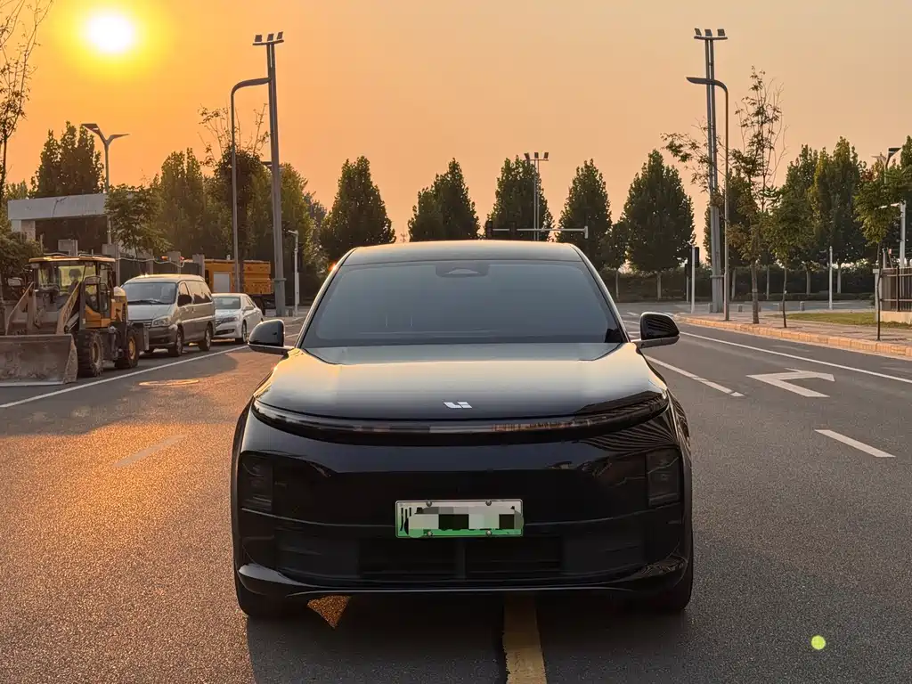 Li Auto Li L6 — миниатюра 2