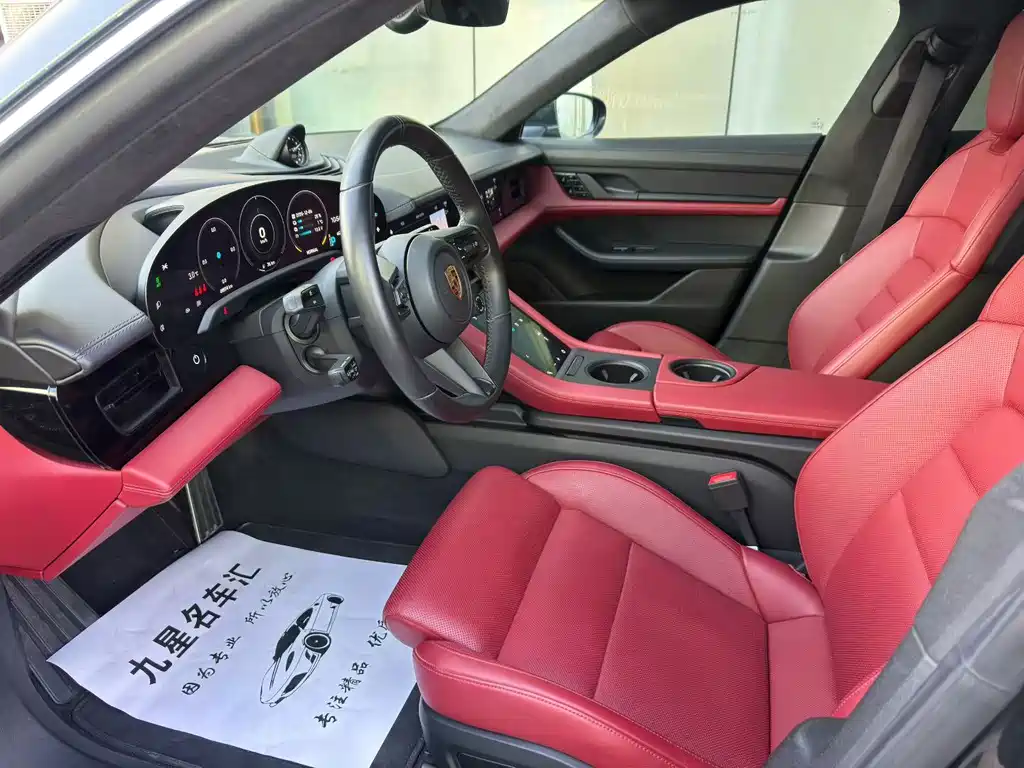 Porsche Taycan 2019 Taycan Turbo
