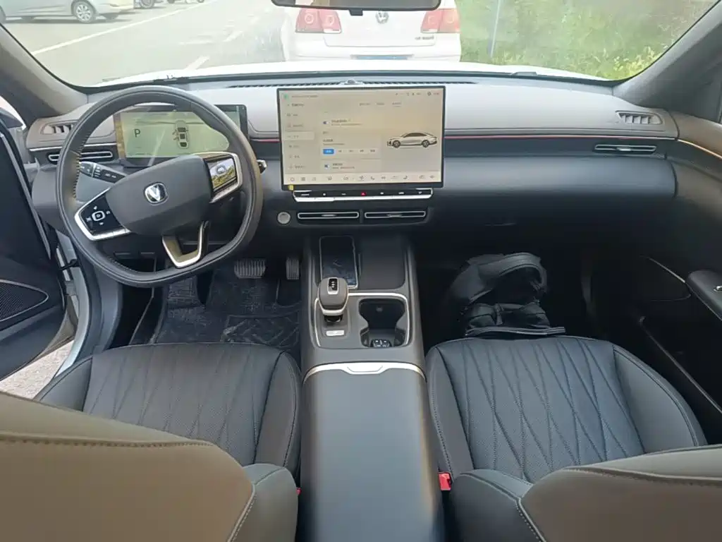Changan Eado — миниатюра 10