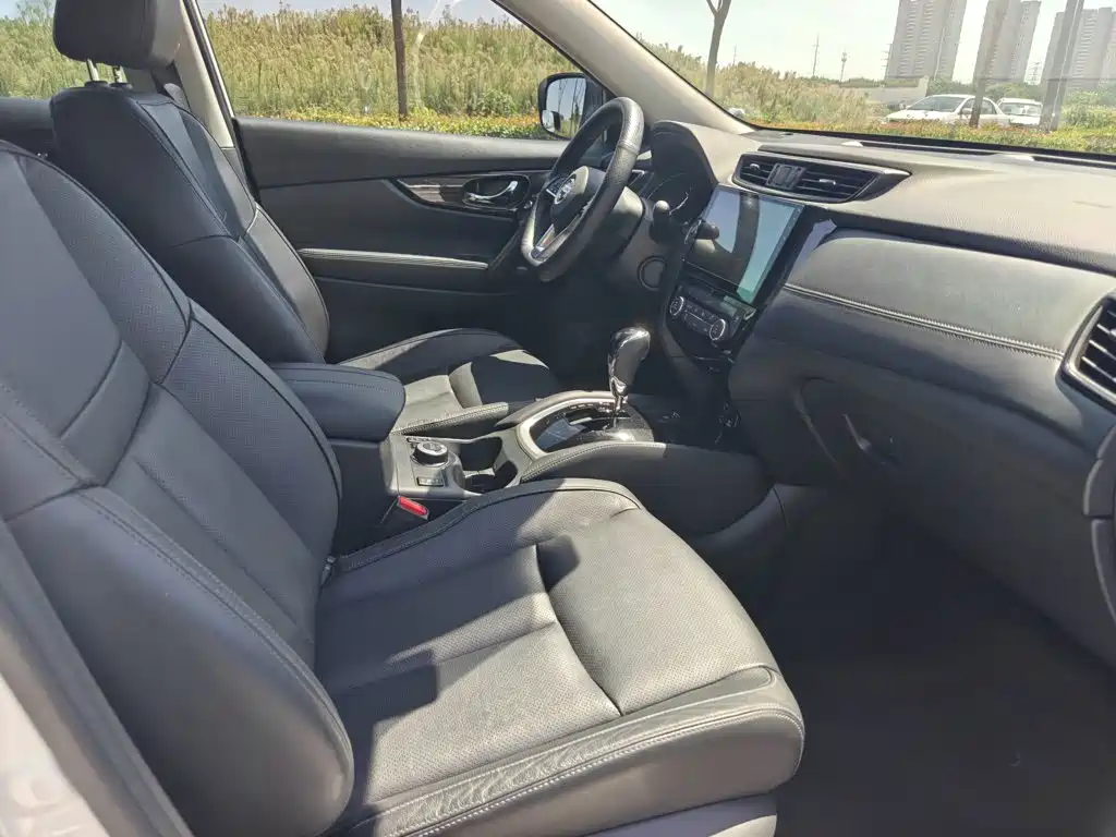 Nissan X-Trail — миниатюра 20